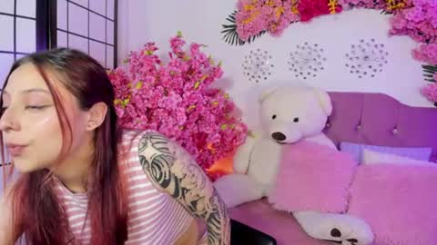 Snapshot of nickie_reed_ chatting on June 13, 2026, 9:46 pm nickie_reed_ online show from June 13, 2026, 9:46 pm