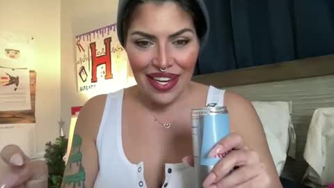 Snapshot of nickimarie01 chatting on January 20, 2025, 4:55 pm Nicki Marie online show from January 20, 2025, 4:55 pm