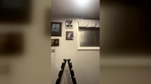 nickinthedome2 online show from February 5, 2026, 7:46 am