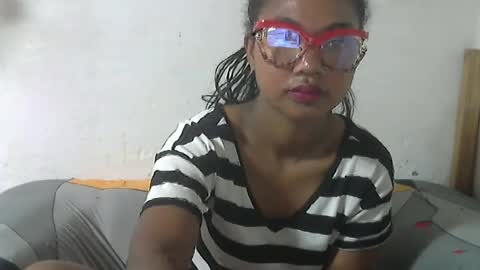 Snapshot of nickiqqyuu chatting on June 5, 2026, 1:34 am nickiqqyuu online show from June 5, 2026, 1:34 am