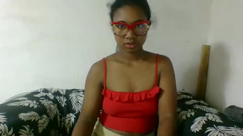 Snapshot of nickiqqyuu chatting on July 21, 2026, 6:27 am nickiqqyuu online show from July 21, 2026, 6:27 am