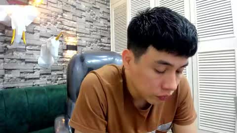 Nickk Wolff online show from December 1, 2025, 4:39 am