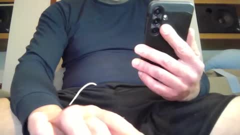 Snapshot of nickstick81 chatting on May 6, 2026, 5:18 pm Joystick online show from May 6, 2026, 5:18 pm