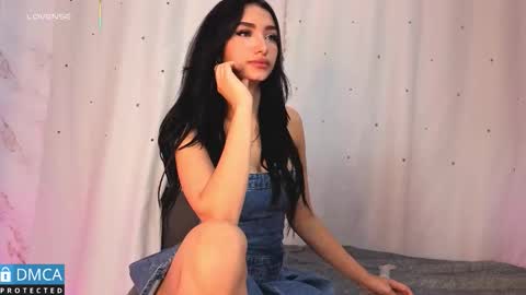 Snapshot of nicky_1824 chatting on November 21, 2025, 7:01 pm NICKY online show from November 21, 2025, 7:01 pm