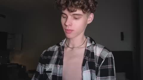 Nicki  Danny online show from October 28, 2025, 7:23 am