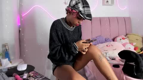 Snapshot of nicky_teem chatting on June 6, 2026, 8:19 am nicky_teem online show from June 6, 2026, 8:19 am