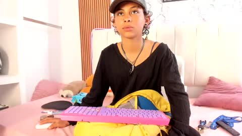 Snapshot of nicky_teem chatting on August 6, 2026, 4:42 pm nicky_teem online show from August 6, 2026, 4:42 pm