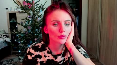 Nicky Weekends online show from January 1, 2025, 7:43 pm