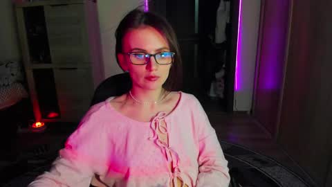 Nicky Weekends online show from February 14, 2025, 8:59 pm