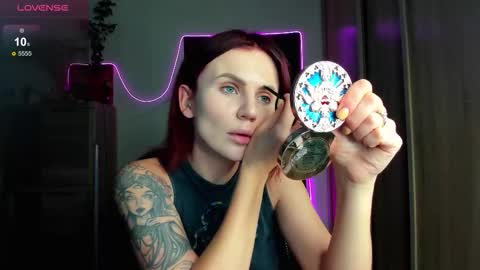 Nicky Weekends online show from September 16, 2025, 2:12 am