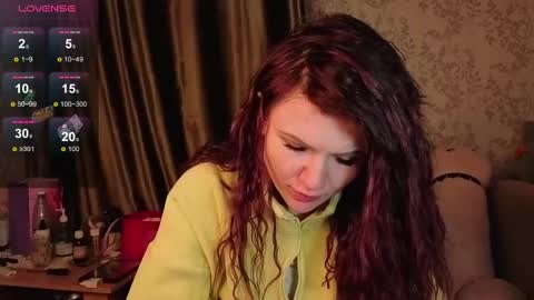 Snapshot of nicky_weekends chatting on April 15, 2026, 3:41 pm Nicky Weekends online show from April 15, 2026, 3:41 pm