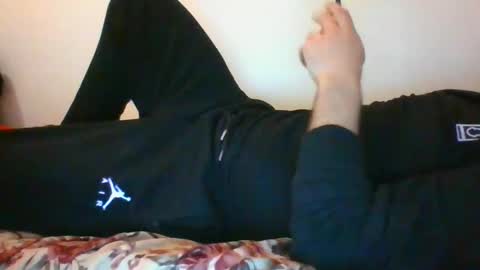 Snapshot of nickynicolasse chatting on December 31, 2024, 8:34 pm ricky online show from December 31, 2024, 8:34 pm