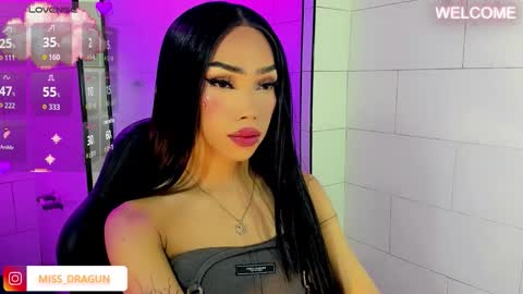 Snapshot of nickynoa chatting on November 5, 2025, 2:44 am Nicky online show from November 5, 2025, 2:44 am