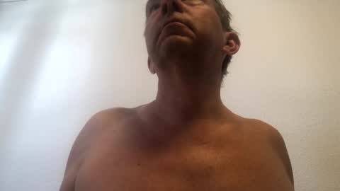 Nico online show from April 16, 2026, 9:43 am