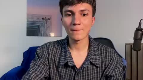 Snapshot of nico_bellini chatting on June 21, 2026, 5:32 am Nico online show from June 21, 2026, 5:32 am