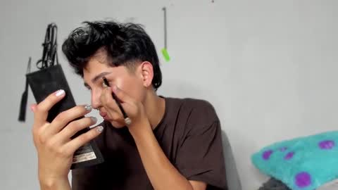 Nico  online show from December 10, 2024, 5:17 am