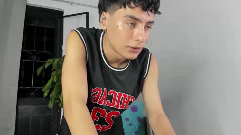 Nico  online show from October 10, 2025, 3:27 am