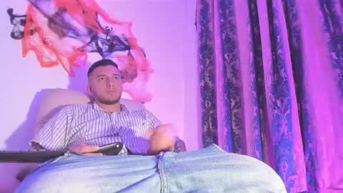 Snapshot of nico_rivera chatting on October 26, 2025, 2:06 am Nicolas online show from October 26, 2025, 2:06 am