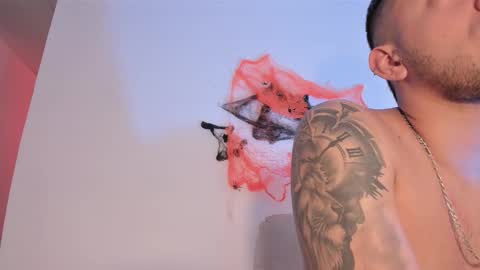 Snapshot of nico_rivera chatting on November 2, 2025, 12:51 pm Nicolas online show from November 2, 2025, 12:51 pm