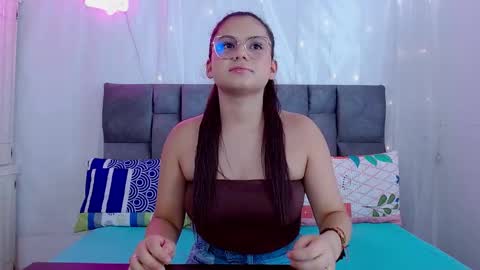 nicol online show from September 29, 2025, 7:30 pm