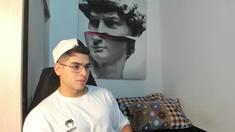 Andres online show from December 29, 2024, 7:32 pm