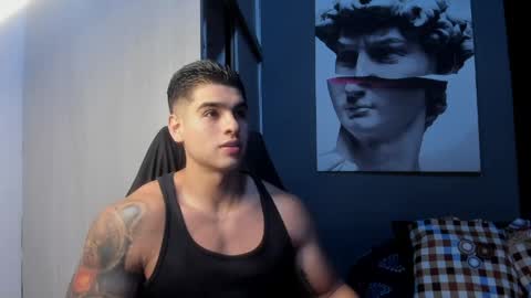 Snapshot of nicolasmuscle chatting on April 24, 2026, 5:59 pm Andres online show from April 24, 2026, 5:59 pm