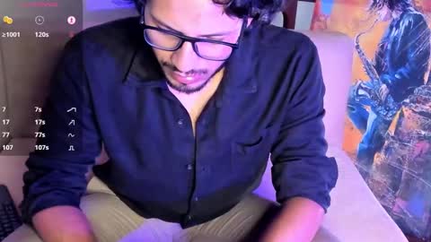 nicolasrodrii online show from January 14, 2025, 1:28 pm