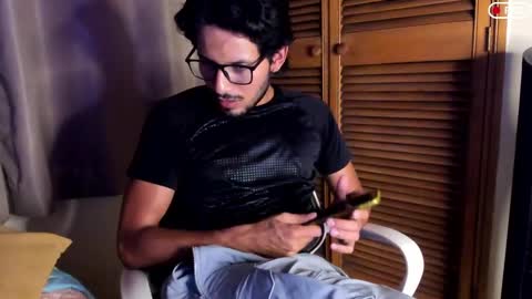 nicolasrodrii online show from September 10, 2025, 1:38 am