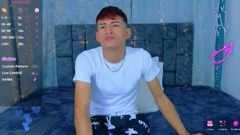 nicolastorres__ online show from April 3, 2026, 1:47 am