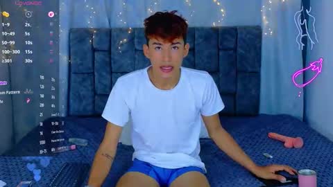 nicolastorres__ online show from April 13, 2026, 8:53 am