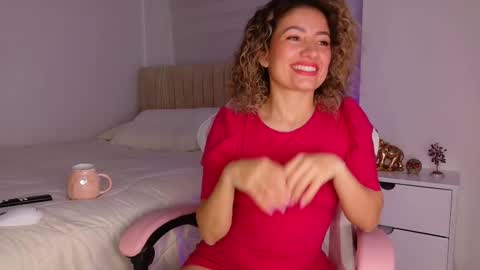 Snapshot of nicolblossom_ chatting on November 6, 2025, 2:40 pm Nicol online show from November 6, 2025, 2:40 pm