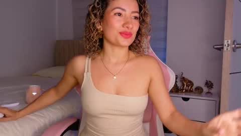 Snapshot of nicolblossom_ chatting on November 11, 2025, 3:12 pm Nicol online show from November 11, 2025, 3:12 pm