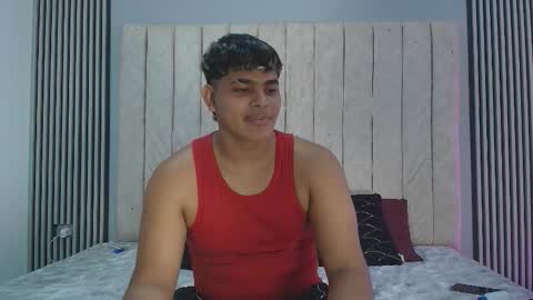 nicole_and_thiago online show from September 27, 2025, 9:53 pm
