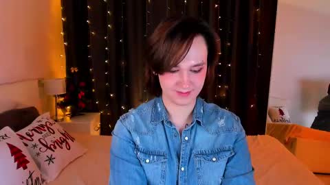 Nicole online show from December 15, 2024, 7:21 pm