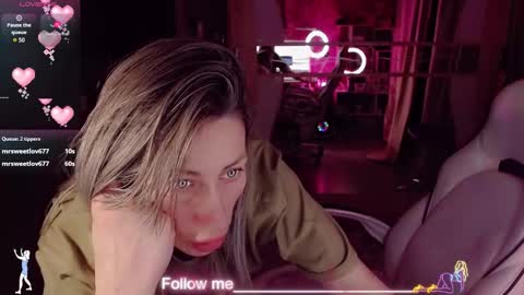 Snapshot of nicole_g0ld_ chatting on February 20, 2026, 9:04 pm Nicole online show from February 20, 2026, 9:04 pm