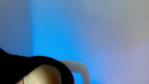 nicole_kiss01 online show from February 25, 2026, 8:13 am