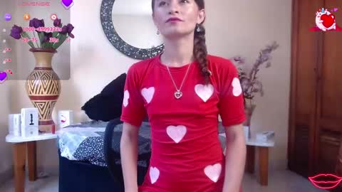 Nicole Santana online show from February 23, 2026, 7:44 pm