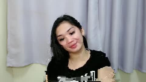 Snapshot of nicolecellini chatting on February 19, 2025, 12:55 pm NICOLE online show from February 19, 2025, 12:55 pm