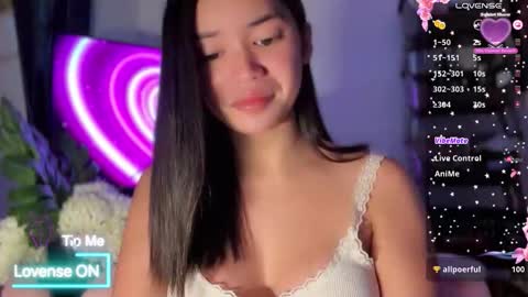 NICOLE online show from October 27, 2025, 11:31 pm