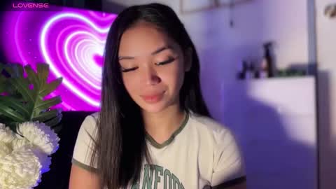 NICOLE online show from November 3, 2025, 11:15 pm