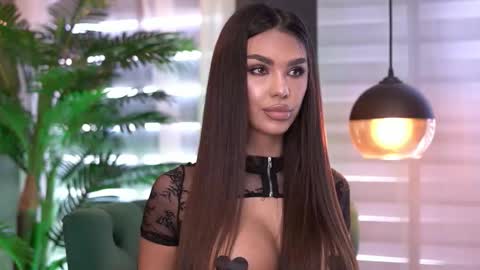 Nicole online show from September 15, 2025, 7:08 am