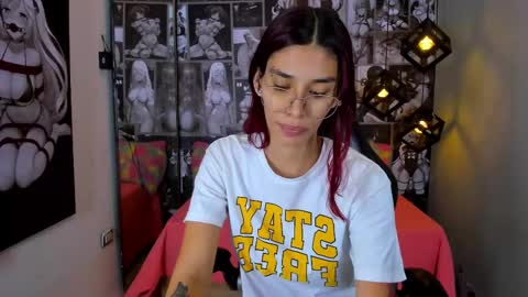 N i c o l e  online show from January 25, 2025, 2:14 pm