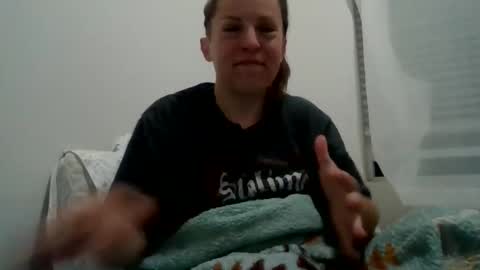 Nicole online show from May 20, 2026, 11:16 am
