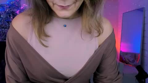 Snapshot of nicolehits chatting on October 7, 2025, 5:37 am nicolehits online show from October 7, 2025, 5:37 am
