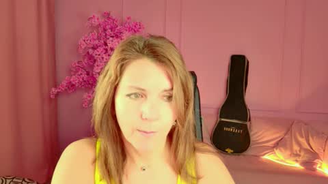 Snapshot of nicolehits chatting on November 5, 2025, 9:31 am nicolehits online show from November 5, 2025, 9:31 am