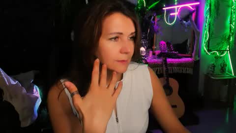 Snapshot of nicolehits chatting on November 26, 2025, 9:32 am nicolehits online show from November 26, 2025, 9:32 am