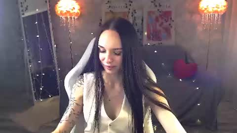Snapshot of nicolemerz chatting on June 12, 2026, 3:44 pm Nicole online show from June 12, 2026, 3:44 pm
