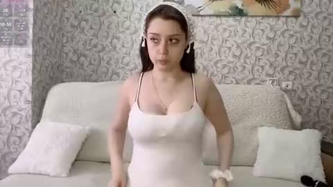 Snapshot of nicolemoretti chatting on July 2, 2026, 7:03 am NicoleMoretti online show from July 2, 2026, 7:03 am