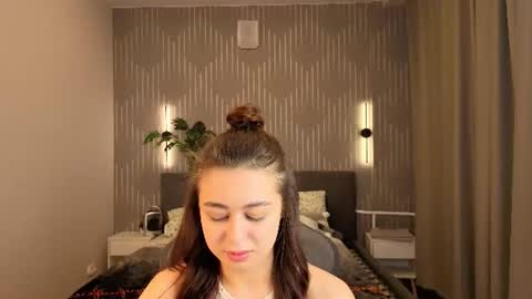 NicoleRossss online show from June 26, 2026, 1:21 am