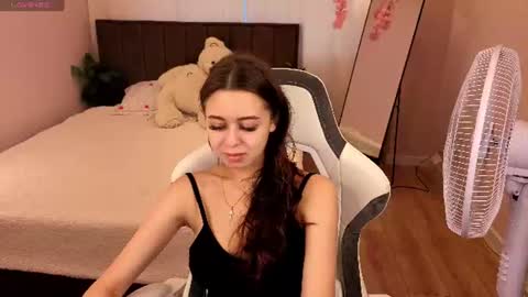 NicoleRossss online show from August 1, 2026, 1:27 am